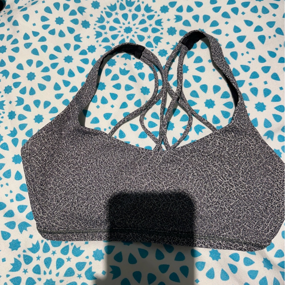 Lululemon Size 4 bra